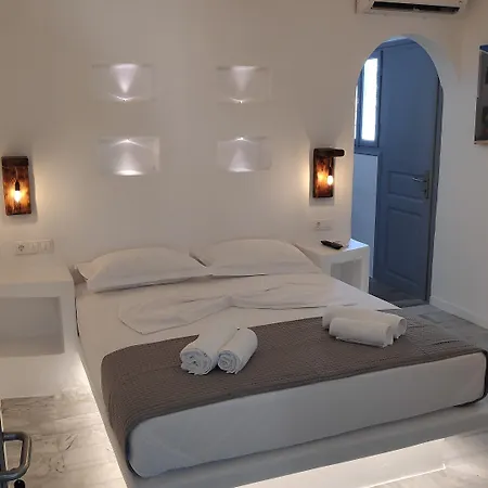 Grey Naxos