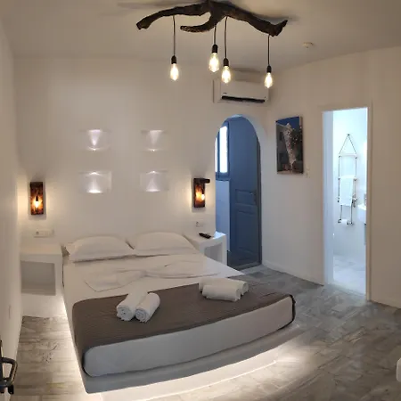 בית הארחה Grey Naxos 4*
